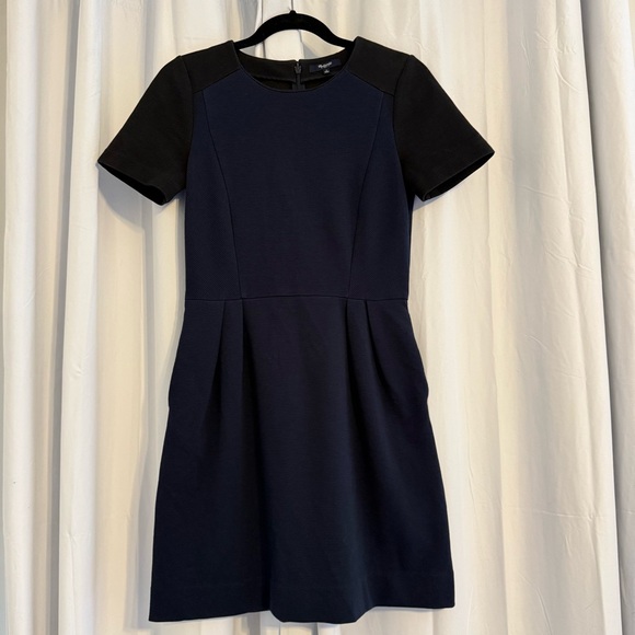 Madewell Navy Black Fit & Flare Dress Pockets Short Sleeve Women’s 4 - Picture 3 of 9
